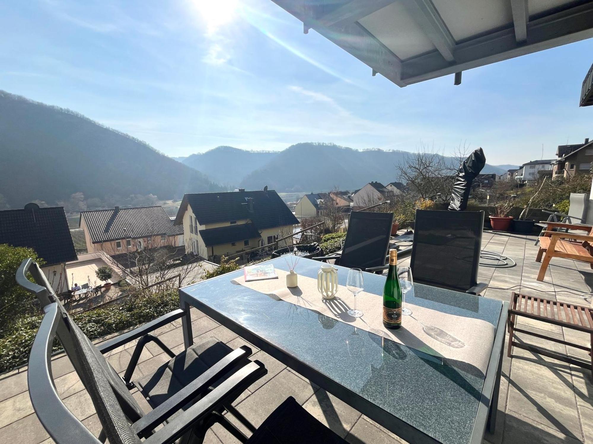 Ferienwohnung Sonnenterrasse, 1-4 Personen, 2 Schlafzimmer, Grosse Terrasse Mueden Екстер'єр фото