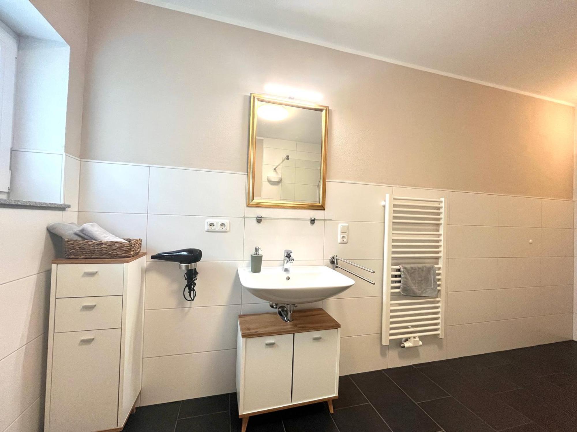 Ferienwohnung Sonnenterrasse, 1-4 Personen, 2 Schlafzimmer, Grosse Terrasse Mueden Екстер'єр фото